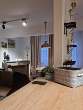 AryaHome